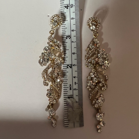 Vintage Long Rhinestone special occasion earrings - Picture 6 of 8